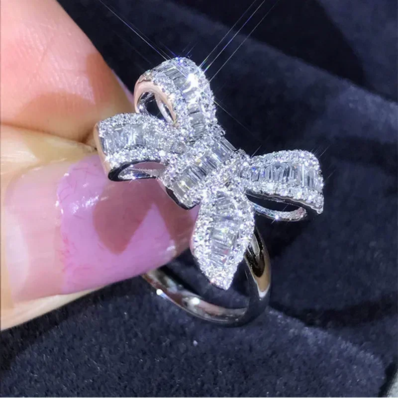 Huitan Big Bowknot 절묘한 큐빅 지르코니 - Luxury Lifestyle Jewelry 리뷰 및 가격